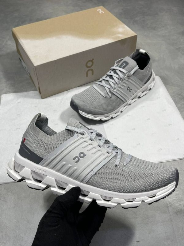 On Running Cloudswift Glacier Grey Trainer