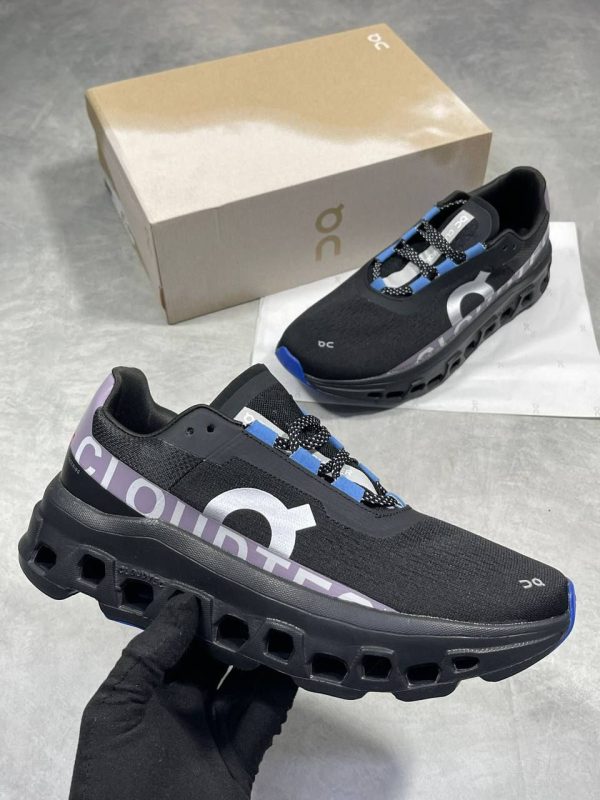 On Running Cloudmonster Magnet Shark Trainers For Men's