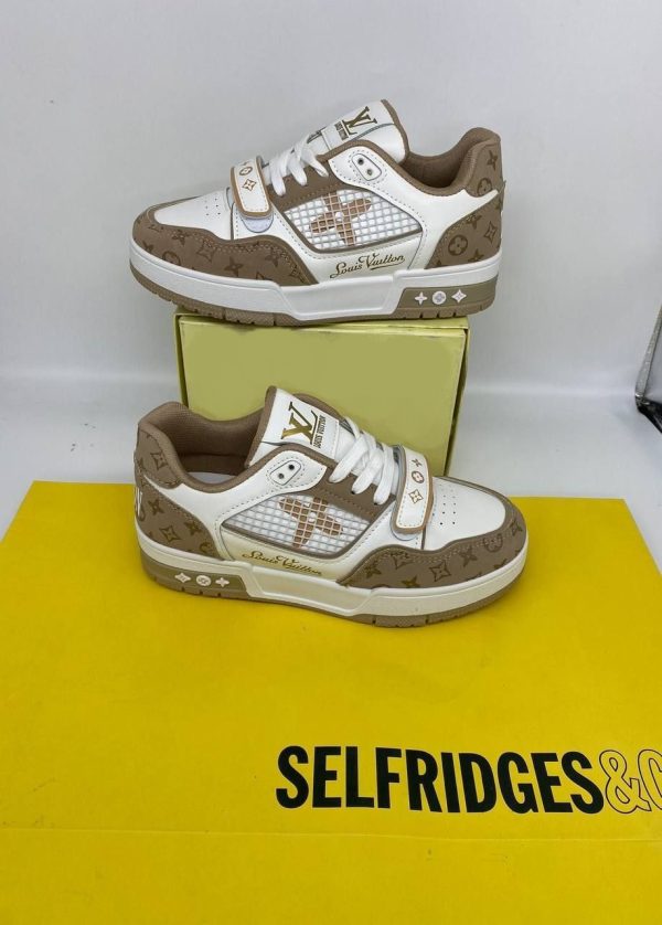 Louis Vuitton LV Logo Women's Trainers