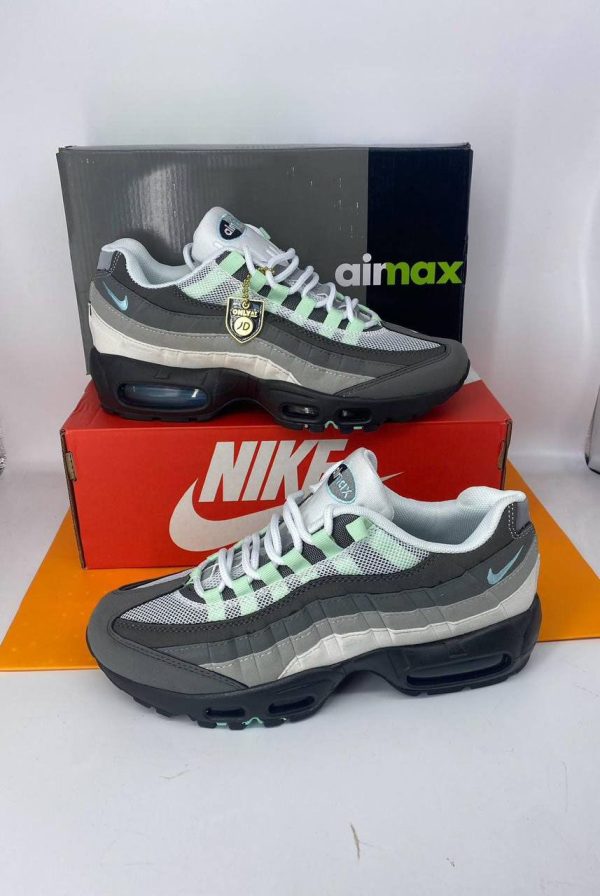 Nike Air Max 95 OG Fresh Mint Trainers For Men's