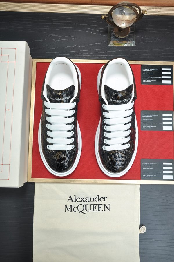 Alexander McQueen Oversized Sneaker Dark Patterned In 2 Colors