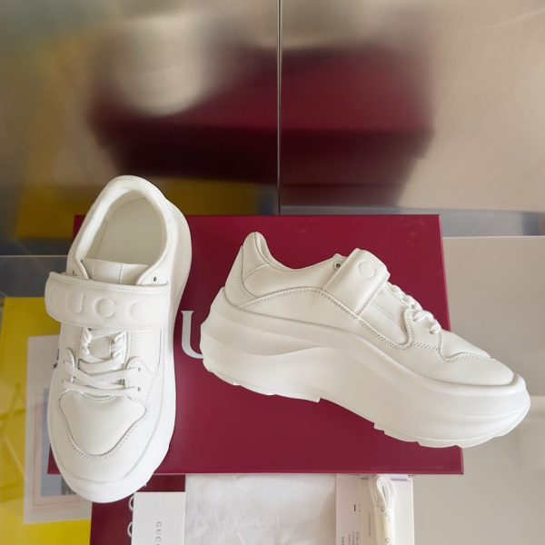 Gucci Wave Series Women's Sneakers With Thick Sole