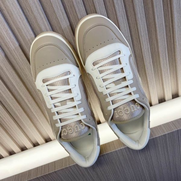 Gucci Signature Tennis Low Top Sneakers In 2 Colors