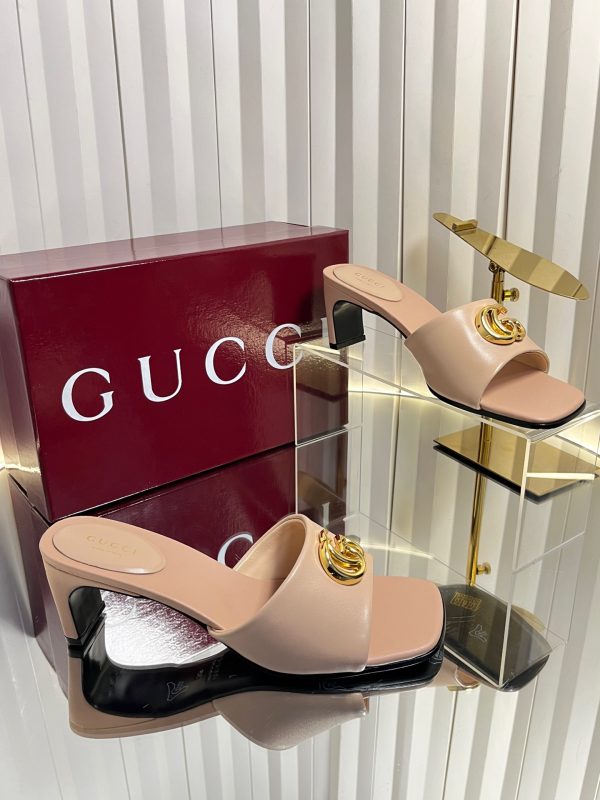 Gucci Blondie Interlocking G Slide Sandal