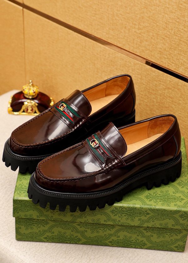 Gucci Lug Sole Loafers With Gold Toned Interlocking G Hardware In 2 Colors