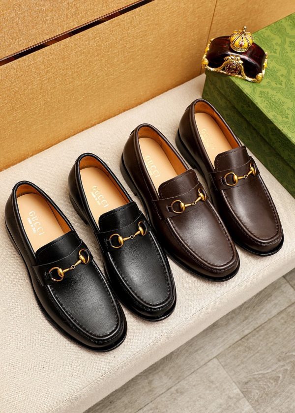 Gucci Horse Bit Loafers With Iconic Metal Hardware In 2 Colors