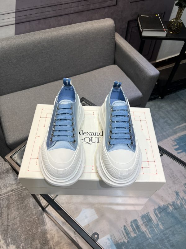 Alexander McQueen Women's Low Top Sneakers In 2 Colors