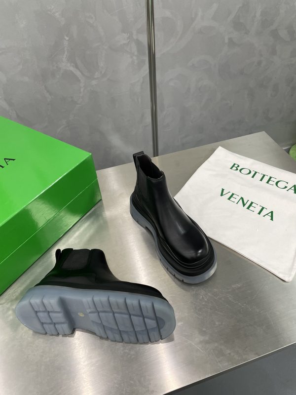 Bottega Veneta Women's Tire Ankle Chelsea Boots
