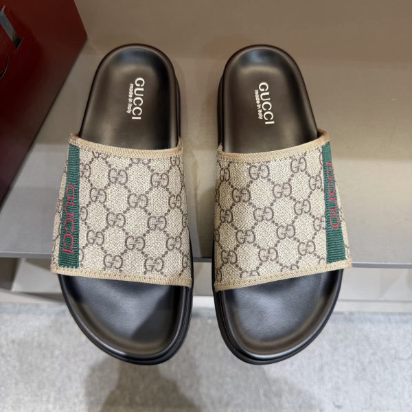 Gucci Men's Sliders With Signature GG Canvas Pattern