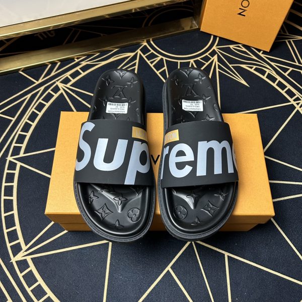 Louis Vuitton X Supreme Sliders In Different Logo Color Sliders