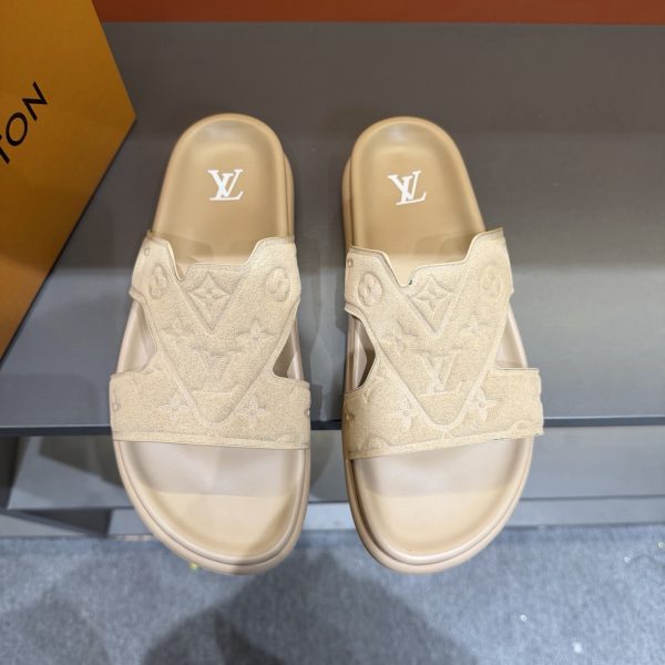 Louis Vuitton Beige Monogram Embossed LV Oasis Mules