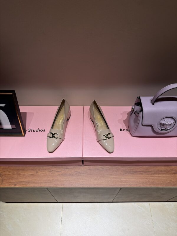 Ferragamo Vara Leather Block Heel In Different Colors