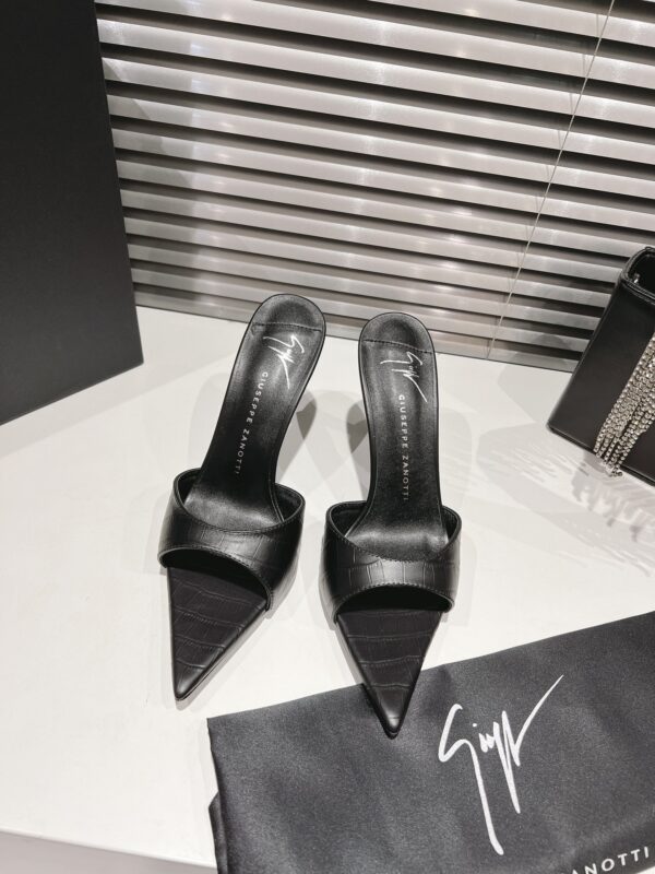Giuseppe Zanotti Intriigo Patent Leather Heels In Different Colors