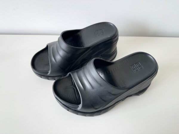 Givenchy Marshmallow Wedge Sliders In 2 Colors