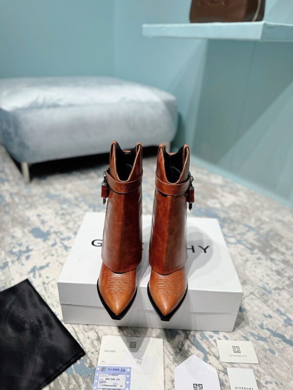 Givenchy Brown Shark Lock Cowboy High Knee Boots