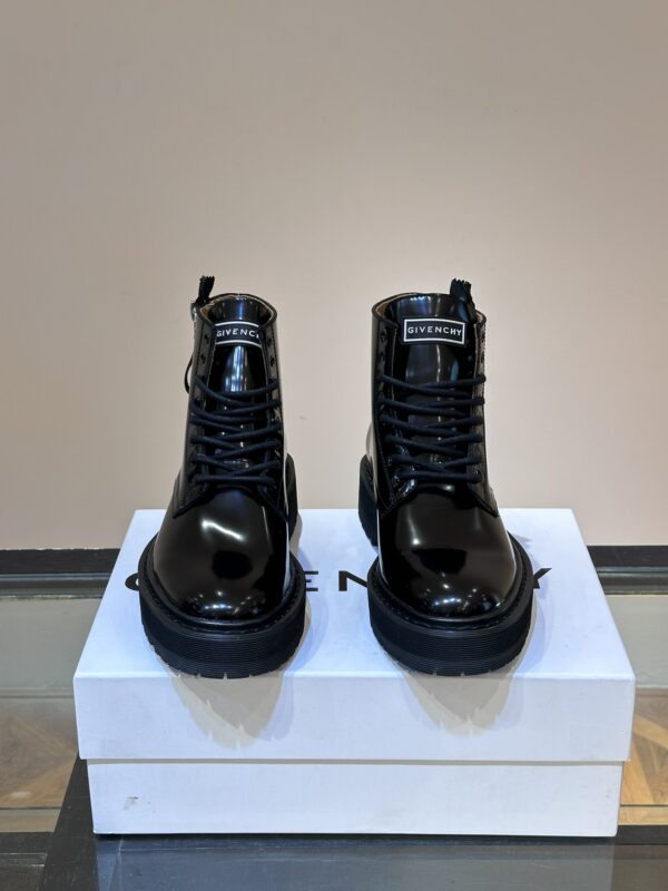 Givenchy Contrast Sole Combat Boots In 2 Colors