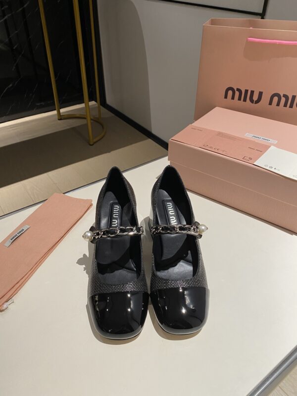 Miu Miu Leather Trimmed Raffia Slingback Heels In Different Colors