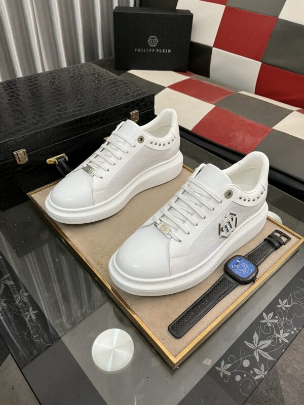 Philipp Plein Low Top Hexagon Sneakers In White