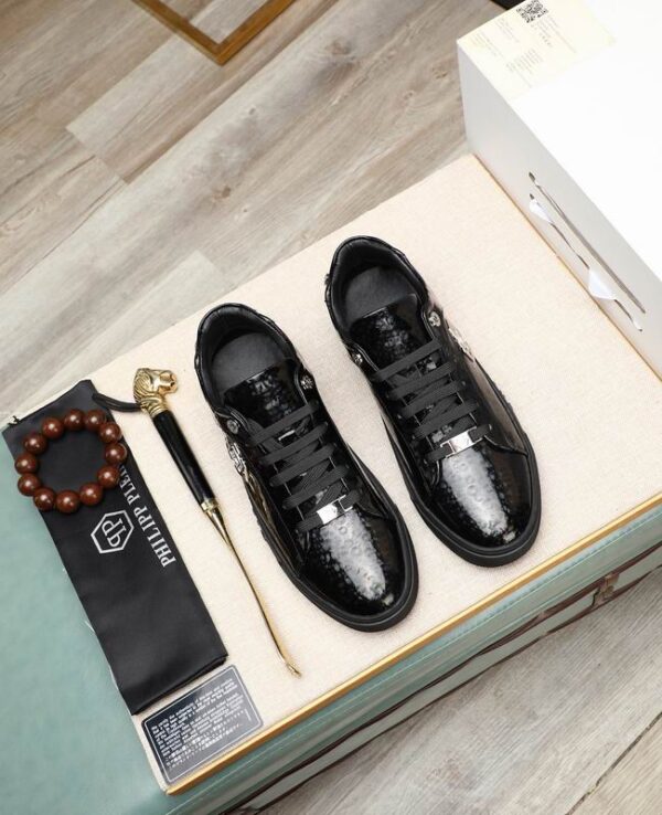Philipp Plein Low Top Sneakers With Prominent Silver Metal P Logo On The Side