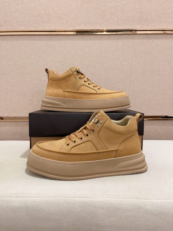 UGG Classic Suede Platform Chukka Boots In 2 Colors
