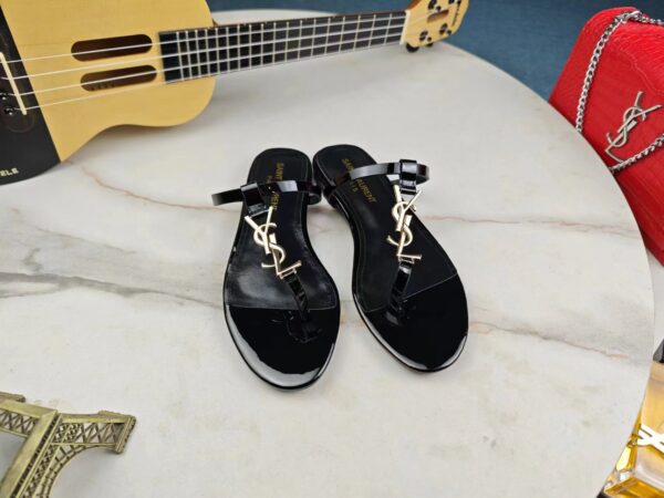 Saint Laurent Cassandra Patent Flat Sandals