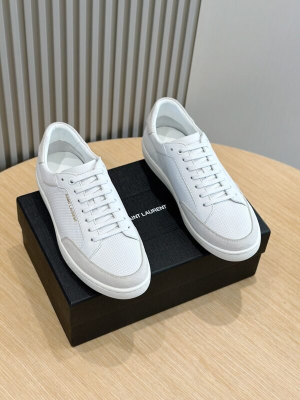 Saint Laurent Court Classic SL/10 Leather Sneakers