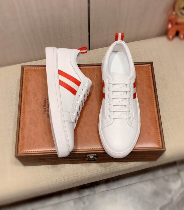Bally Low Top Sneakers With Distinct Stripe Accent In 2 Colors
