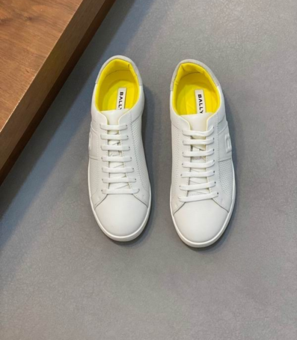Bally Men's Sneakers With Bold Embossed B Logo On The Side In 2 Colors