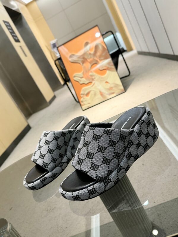 Balenciaga Flatform Sliders With Iconic GG Monogram Canvas In Multiple Colors