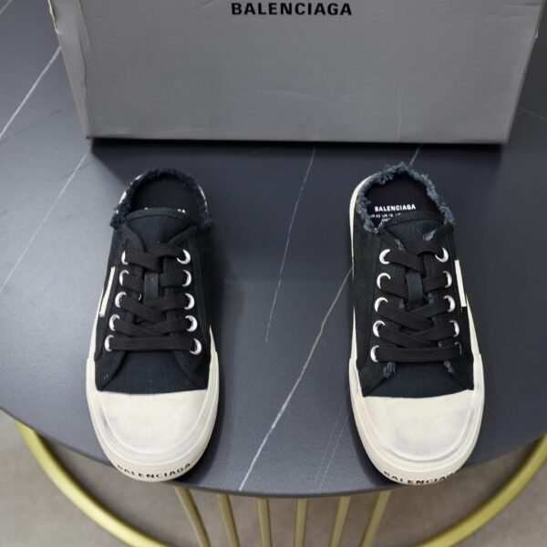 Balenciaga Paris Men's Mules With Black Canvas Design