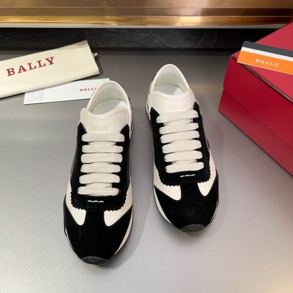 Bally Low Top Sneakers With Snake Print Detail On The Heel