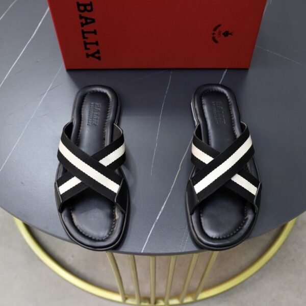 Bally Jaabir Sliders With Crisscross Design In 2 Colors