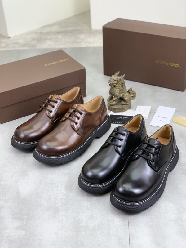 Bottega Veneta Bounce Leather Derby Dress Shoes In 2 Colors