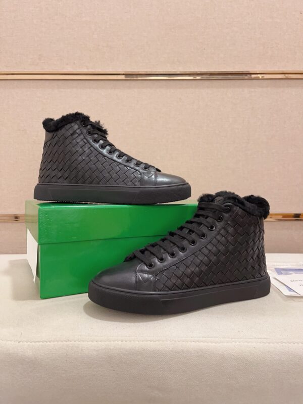 Bottega Veneta Black Haddock Intrecciato Shearling Lined Leather High Top Sneakers