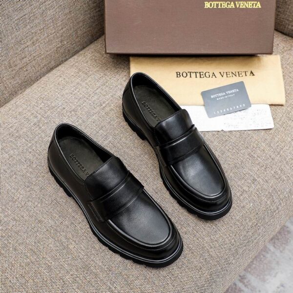 Bottega Veneta Black Monsieur Smooth Leather Penny Loafers