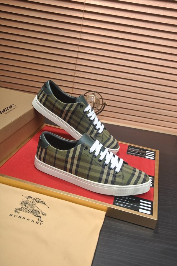 Burberry Olive Green Vintage Check Canvas Low Top Sneakers