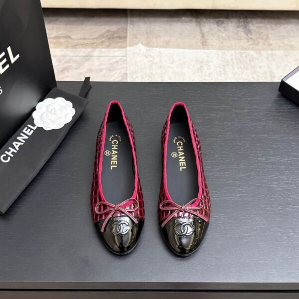Chanel Croc Embossed Leather & Patent Ballet Flats