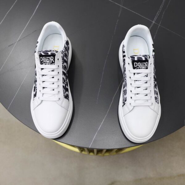 Dior Graphic Pattern Platform Low Top Sneakers In 2 Colors